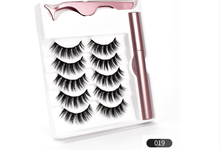 Load image into Gallery viewer, Forever Beauty Ultra 5 Pairs Magnetic Eyelash &amp; Eyeliner Kit